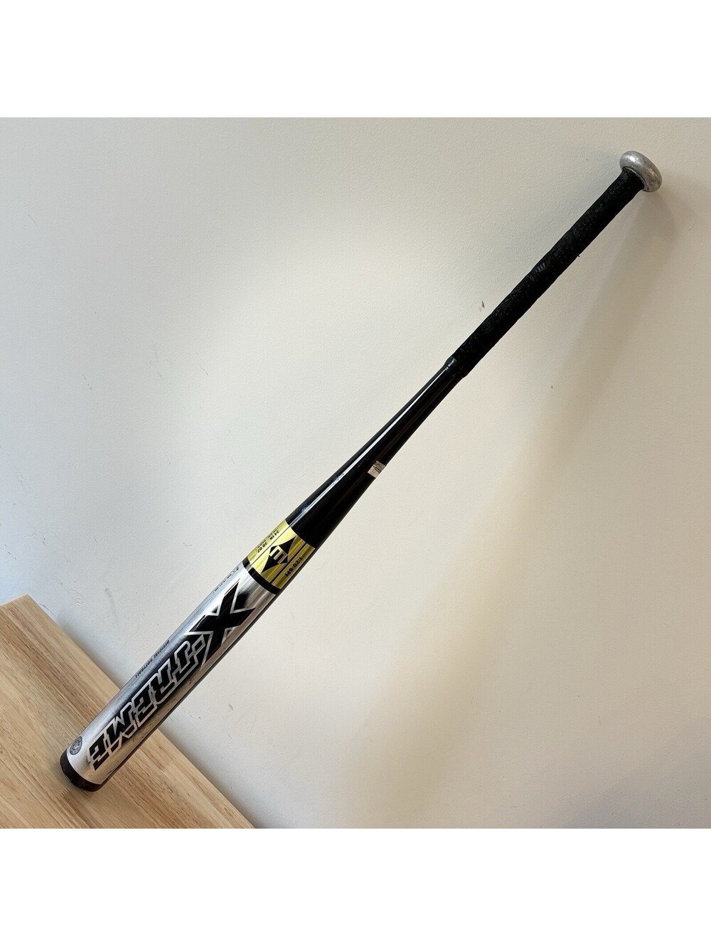 USA Made- EASTON SK19 X-TREME ALUMINUM SOFTBALL BAT BLACK 34/30 A 2 1/4” BARREL